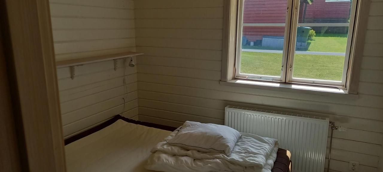 Appartement Vackert Belaegen Laegenhet I Gesunda à Solleron Extérieur photo