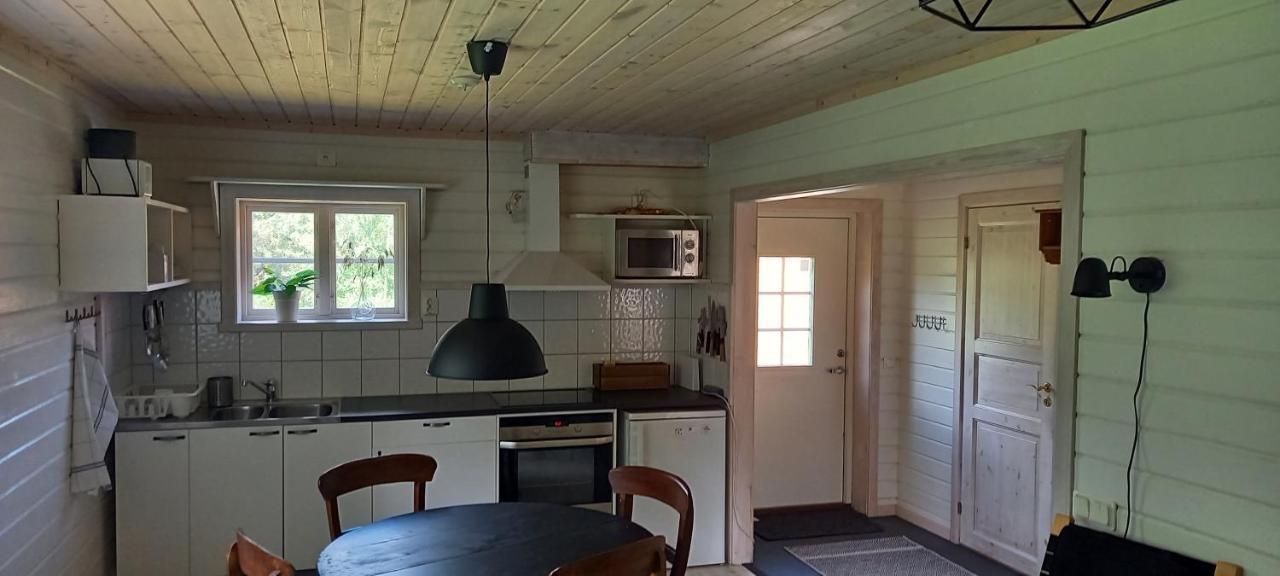 Appartement Vackert Belaegen Laegenhet I Gesunda à Solleron Extérieur photo